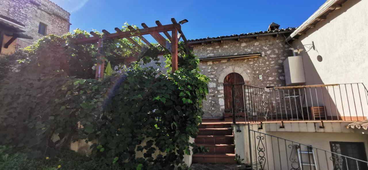 Country House Trevi Umbria Borghetto Vetuliae Santa Maria in Valle 外观 照片